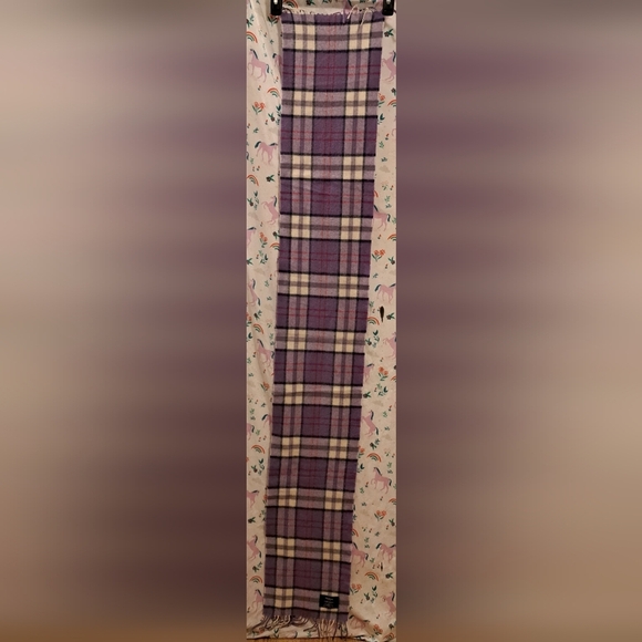 Vintage Johnstons Of Elgin Purple Plaid Wool Casual Prep Scarf w/ Fringe - Picture 5 of 7